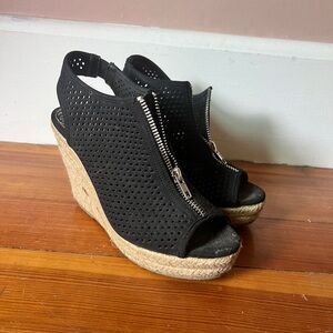 Mesh wedges size 6.5